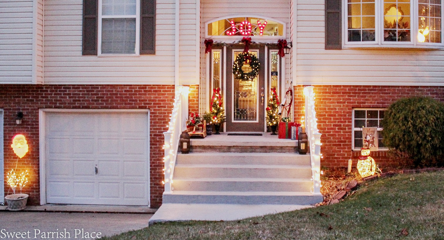 exterior Christmas decorations