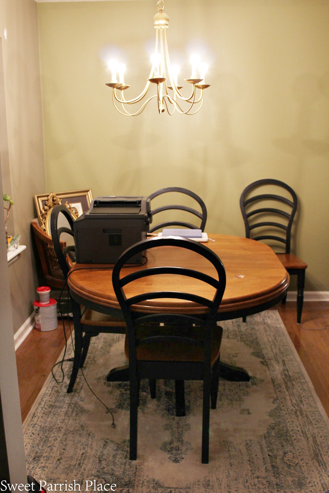 green dining room wall