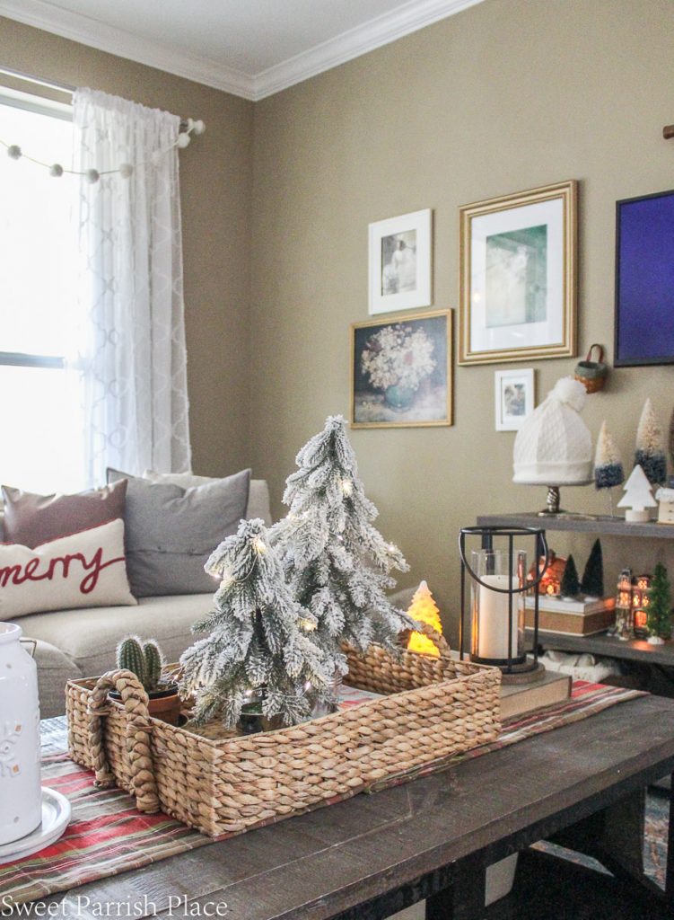 cozy and casual Christmas - living room decor