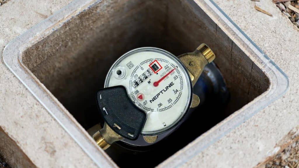 check-water-meter-for-leaks